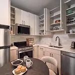 Luxury Apartments By Hyatus Center City