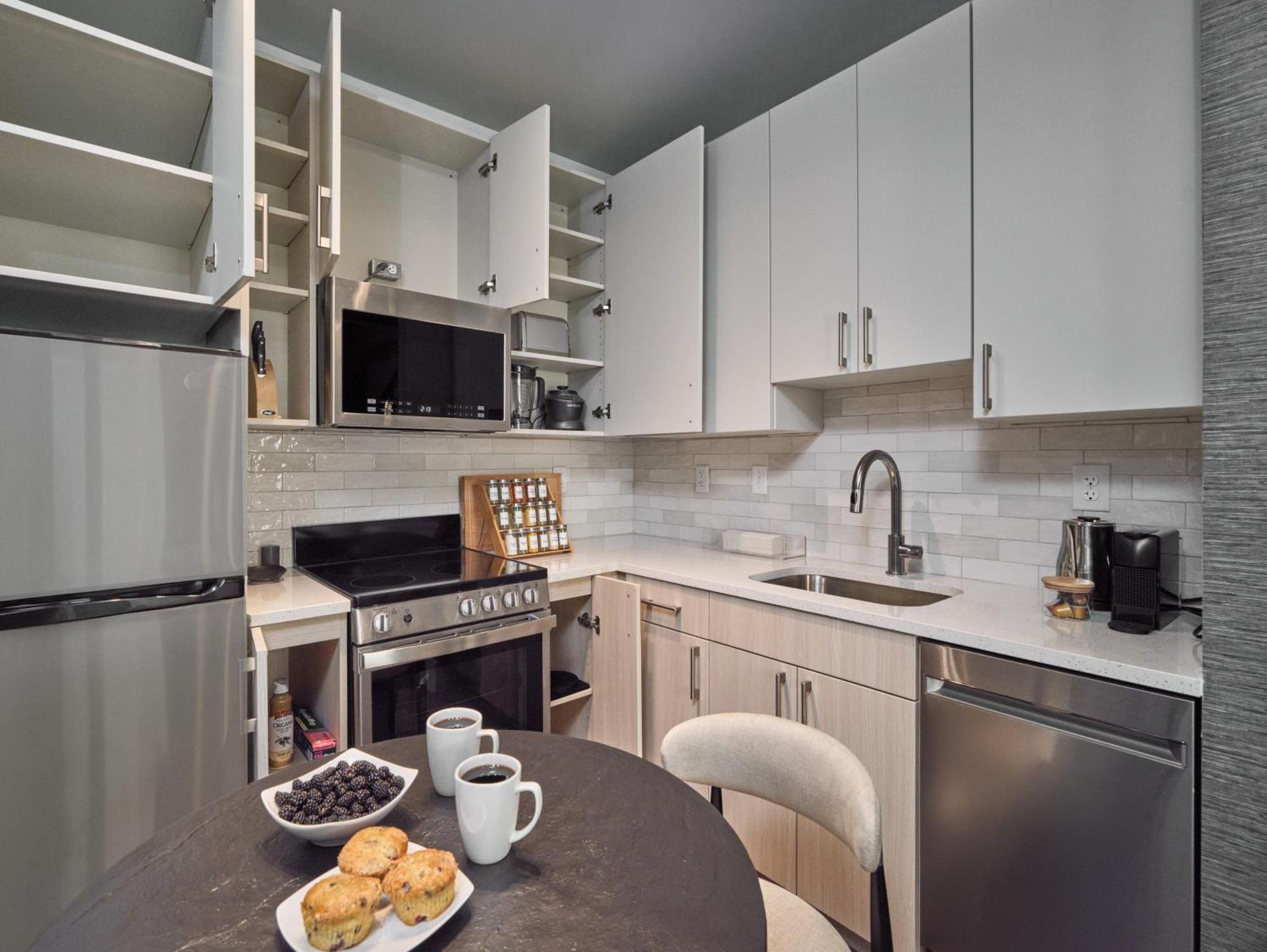 Aparthotel Luxury By Hyatus Center *